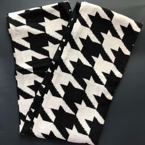 Hounds tooth Scarf